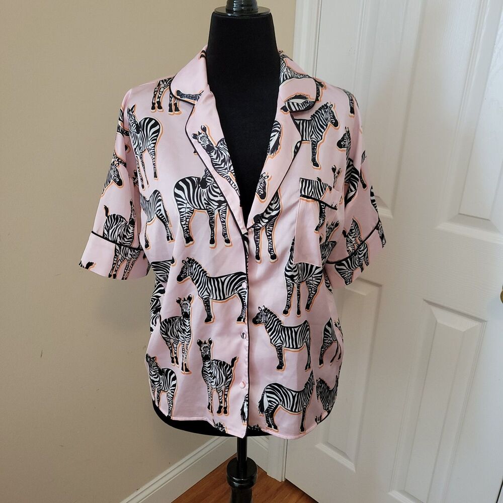 River Island Satin Light Pink With Zebra Short Sleeve Pajama Top Size M - Picture 1 of 6